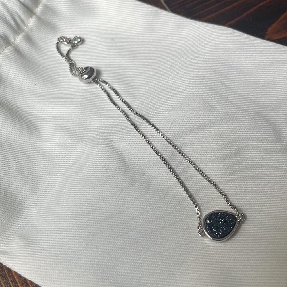 NEW never worn dark purple druzy adjustable silver bracelet
